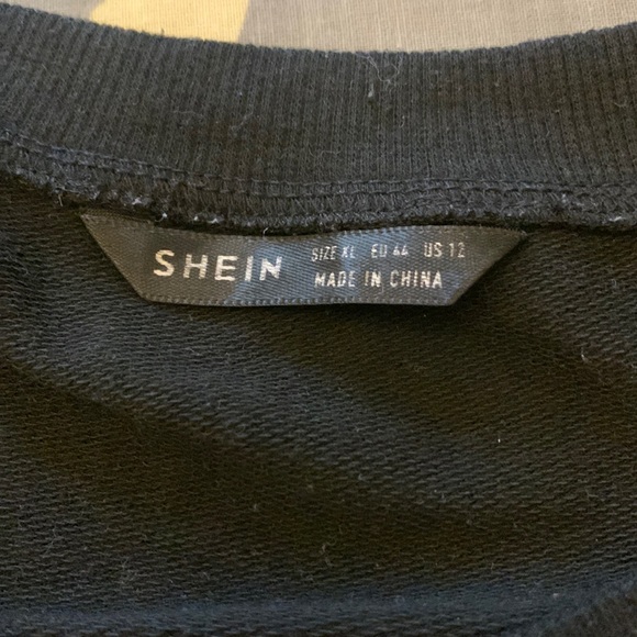 SHEIN black Night City long sleeved crop top size 12 - Picture 3 of 3